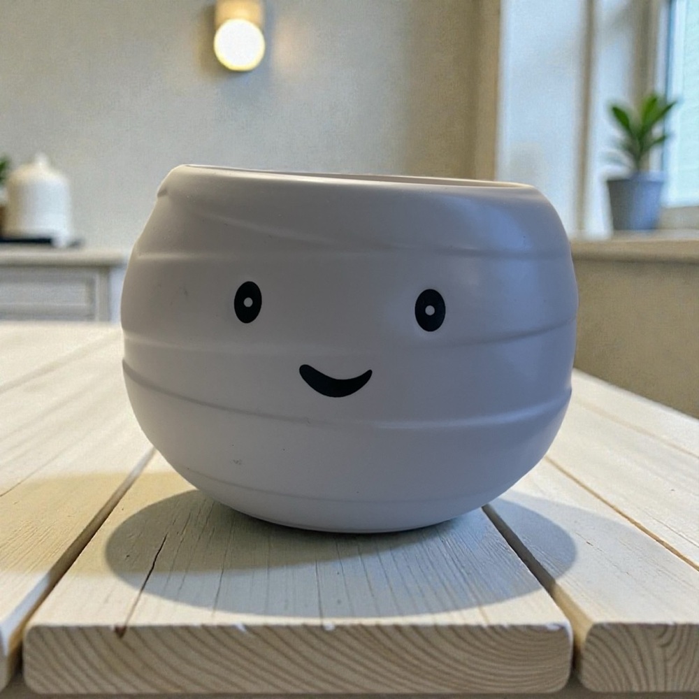 Smiling Mummy Face Ceramic Candle Holder